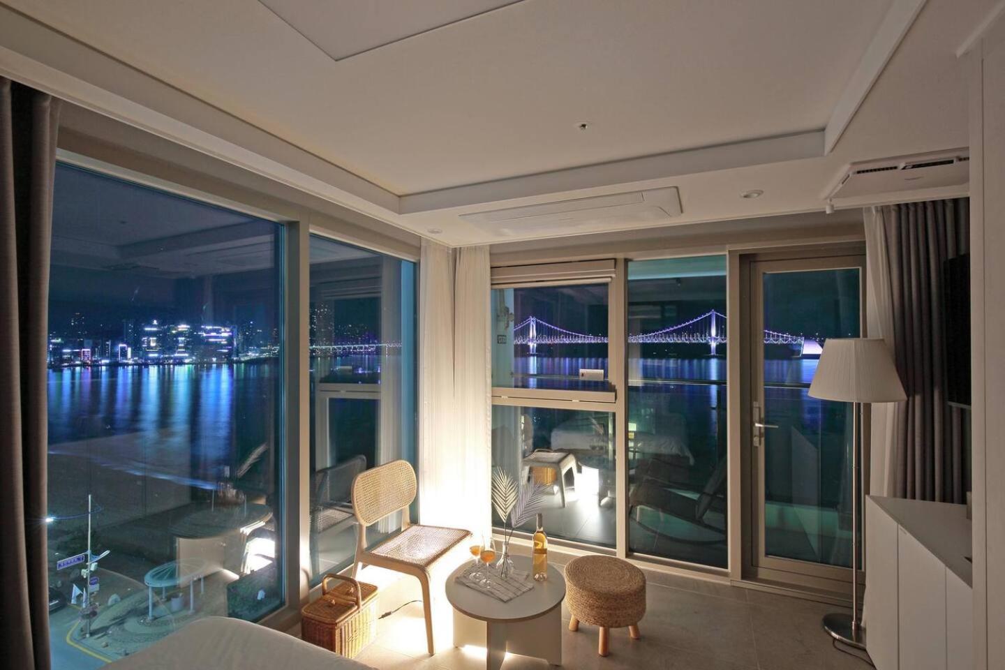 Hotel Elmomento Gwangan Ciudad Metropolitana de Ciudad Metropolitana de Busan Exterior foto